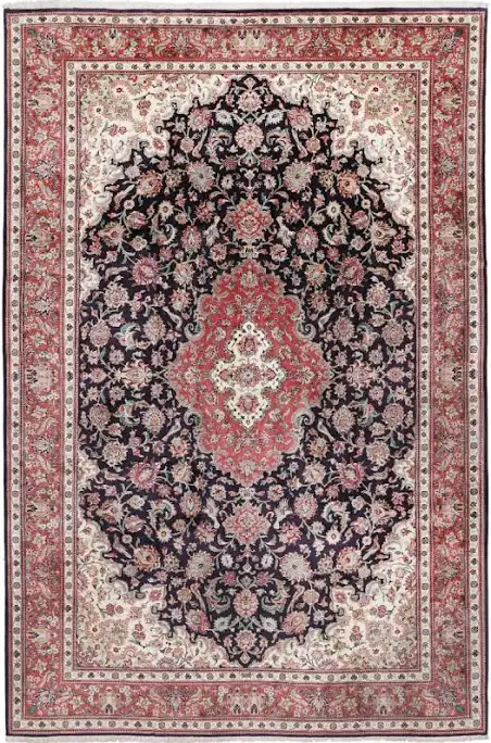 Tapis oriental estimé, racheté ou vendu par l'atelier