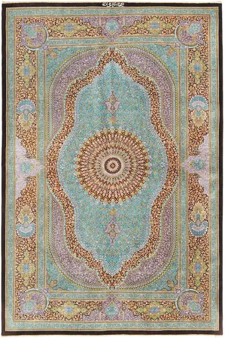 Tapis persan turquoise à médaillon soleil, bordure marron foncé